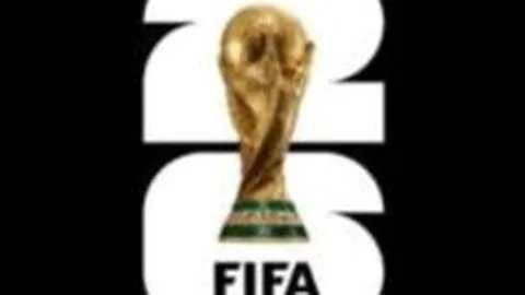 斯盧茨基加盟申花执教，職業生涯再攀高峰！